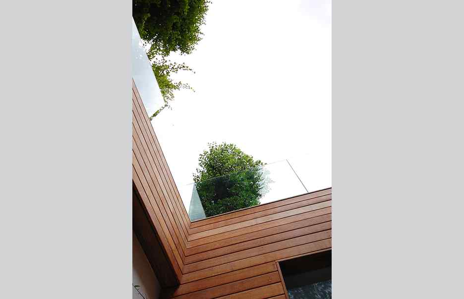 4adamsonrdcourtyardup462edgleyphoto7022